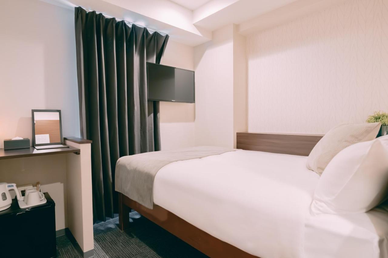 R Hotel Honmachi Ōsaka Extérieur photo