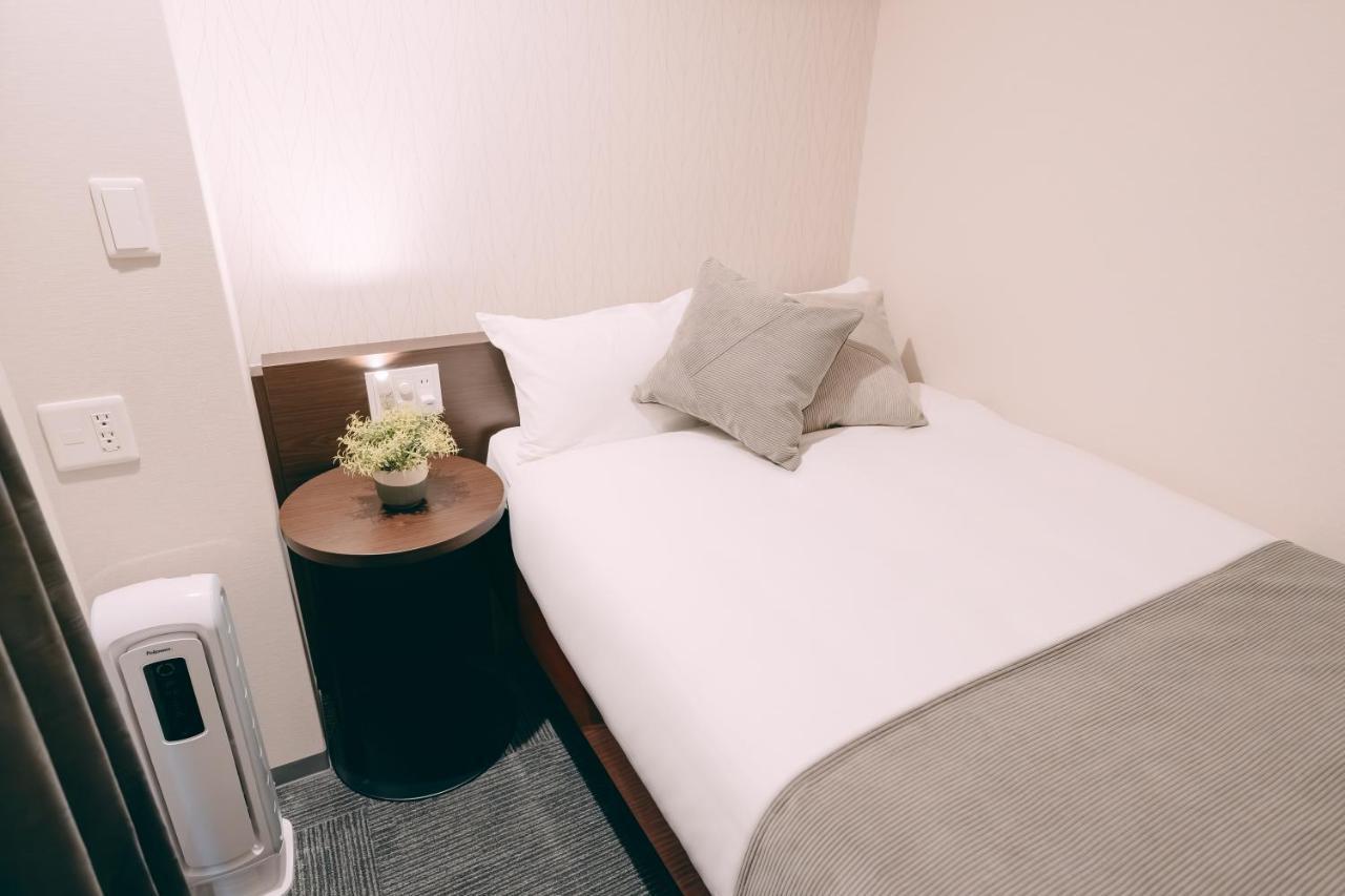 R Hotel Honmachi Ōsaka Extérieur photo
