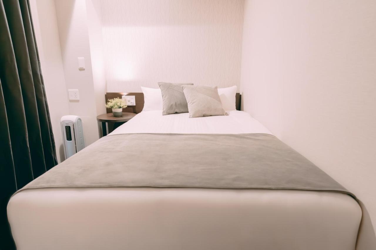 R Hotel Honmachi Ōsaka Extérieur photo